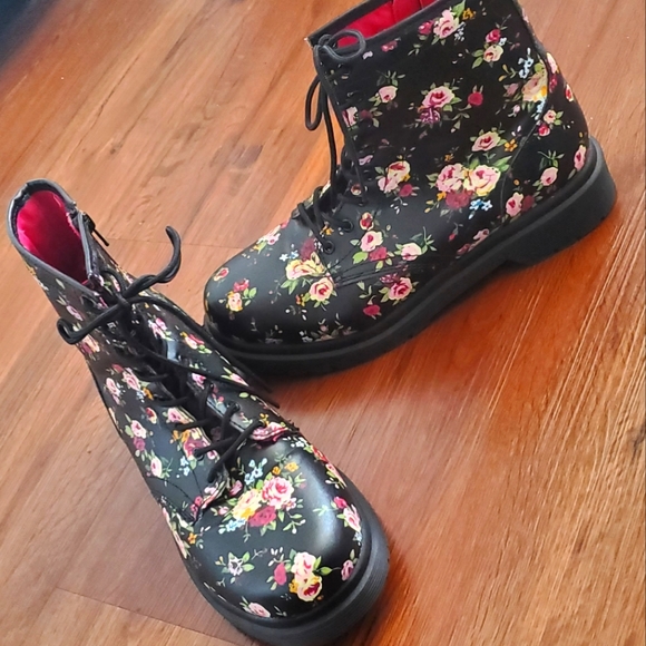 Floral combat boots - Picture 3 of 6